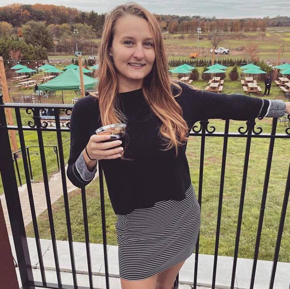 Meet your Posher, Nadine